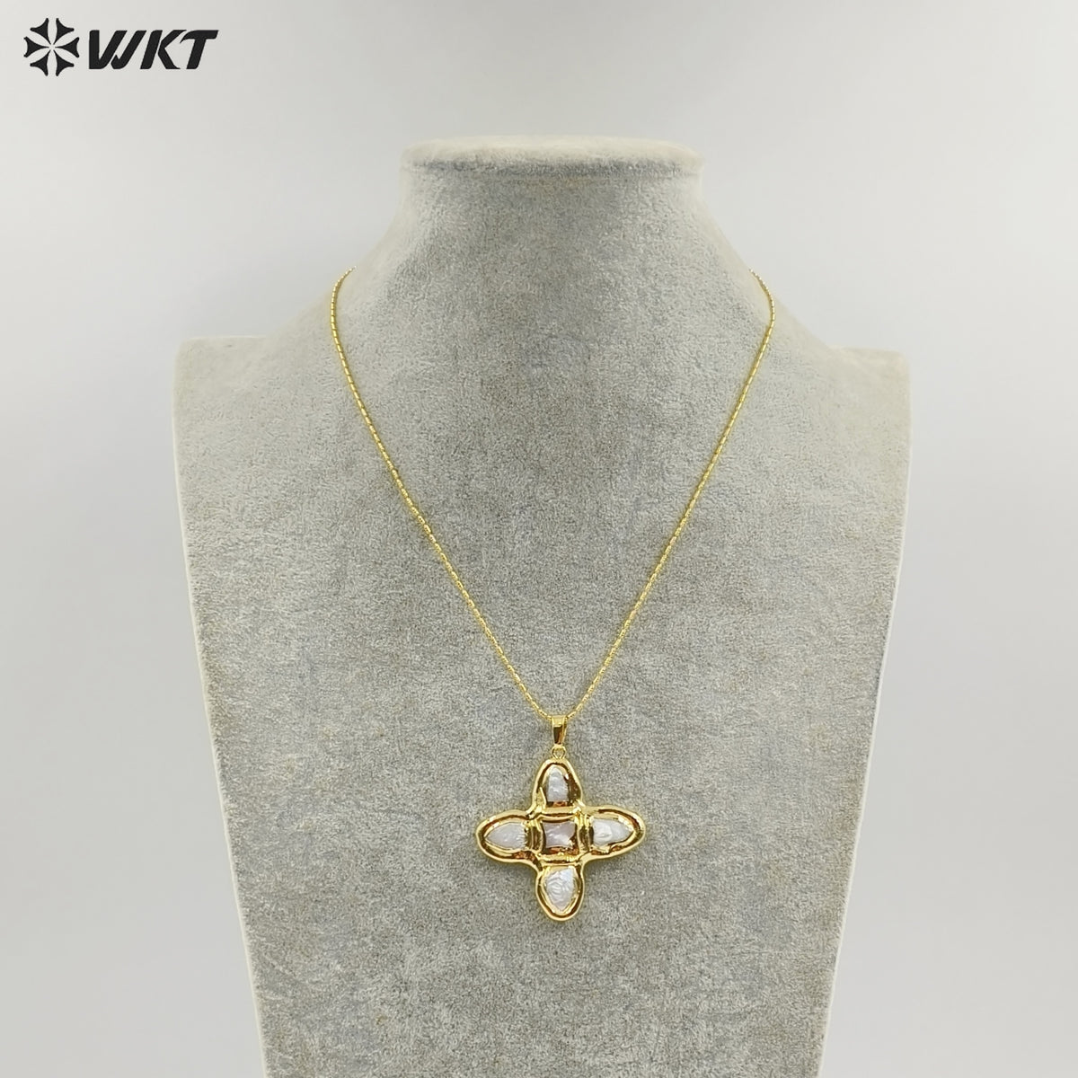 WT-JN340 Top Fashion Gold Plated Boutique Jewelry Five Natural Freshwater Pearls Cross Necklace As Women Anniversary Gift