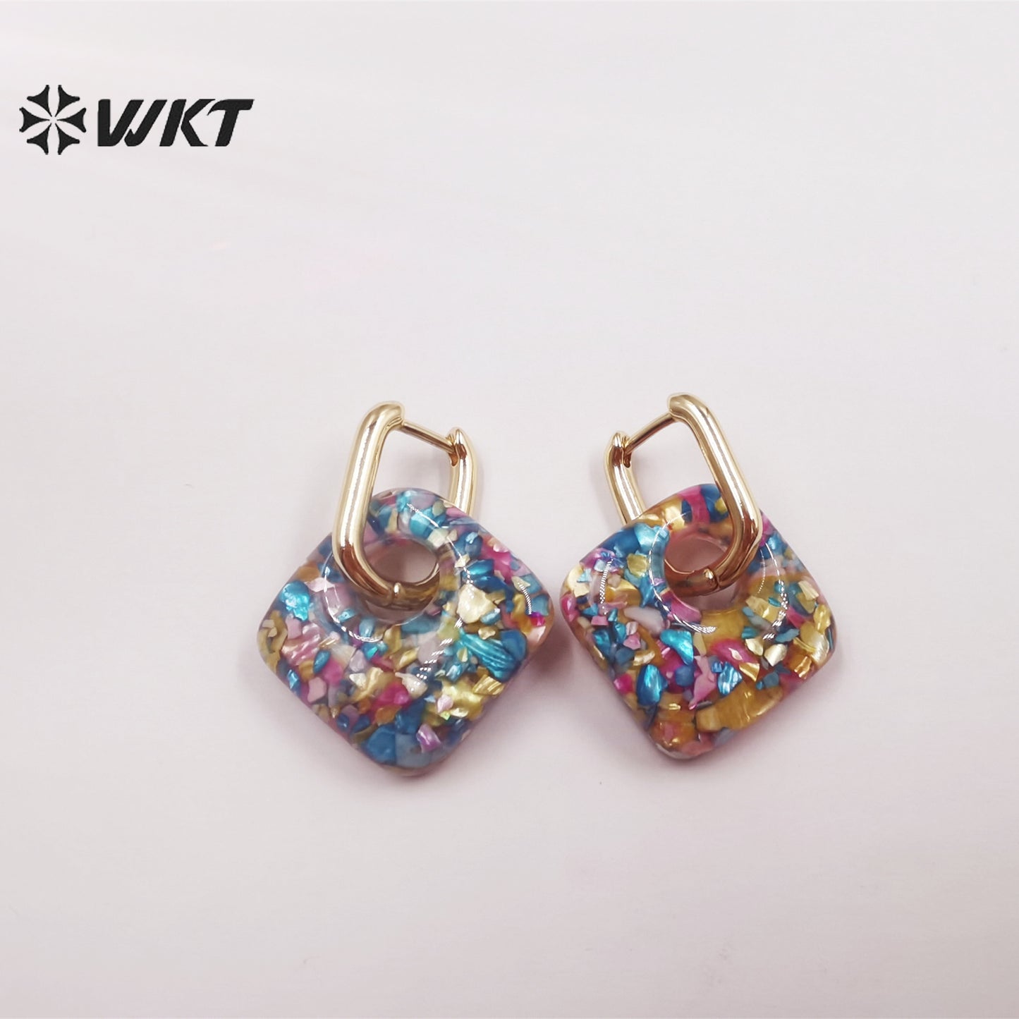 WT-MPE073 European and American Earrings Cute Small Shell Enamel Earrings Colorful square Pendant 18k Gold-plated Earrings