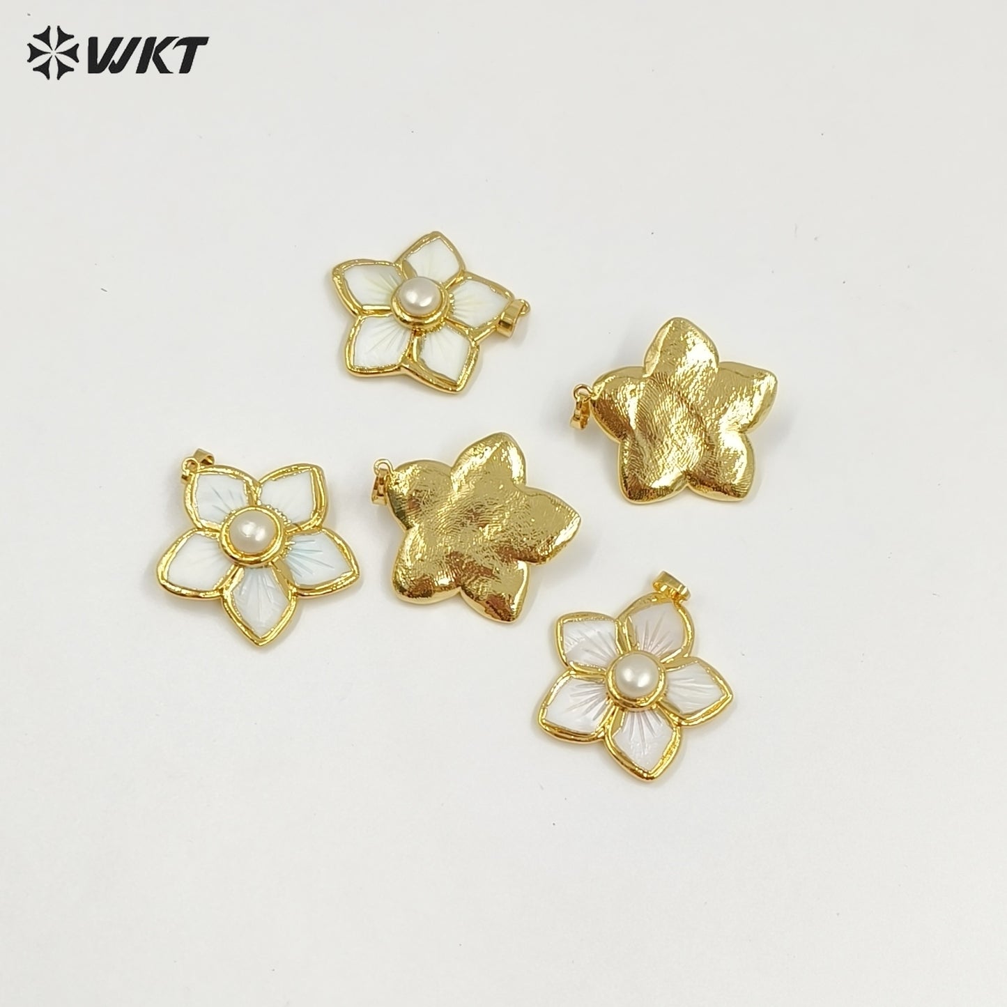 WT-JP415 How Lovely and Sweet Natural White Shell Carved Women Pearl Star Flower Pendants for Necklace