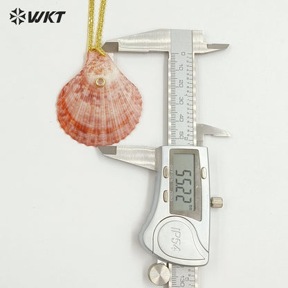 WT-JN396 Beautiful Popular Zircon And Natural Colors Scallop Shell Pendants Necklaces For Women Summer Beach Matching Accessory