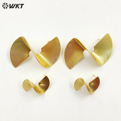WT-JFE113 Wholesale 18K Real Gold Plated Resist Tarnishable Twisted Bow Earring Studs for Women
