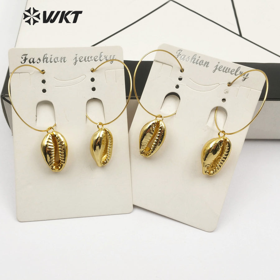 WT-E484 Charm Women Boho Shell Jewelry Classic Style Sea Shell With Full Gold Electroplated Big Loop Cowrie Shell Earring