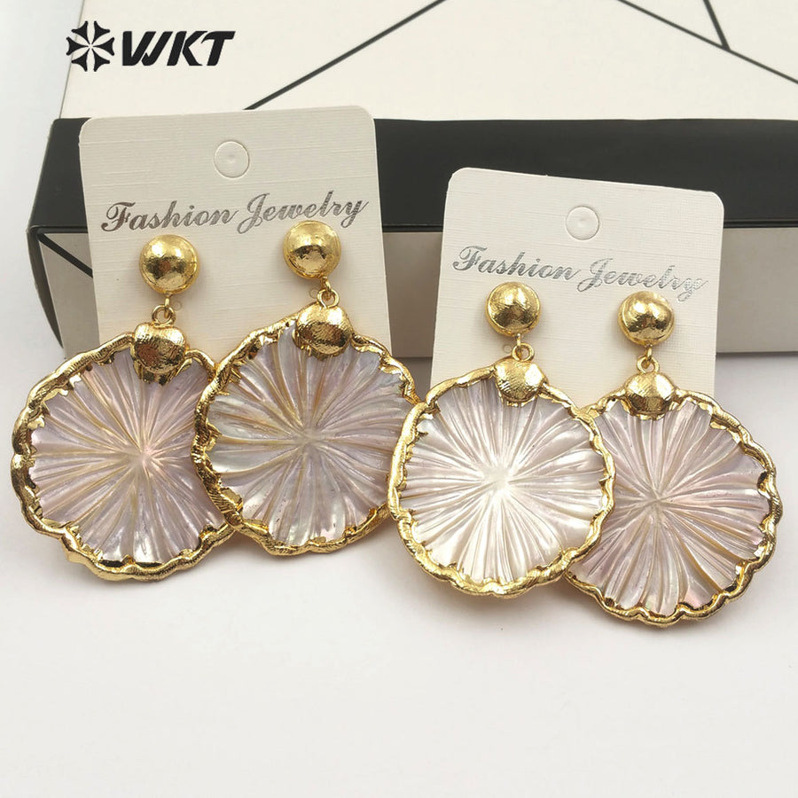 WT-E482 Vogue Design Sea Shell Earring Summer Wedding Jewelry With Carve in Petal Shape Gold Natural White Shell Earring