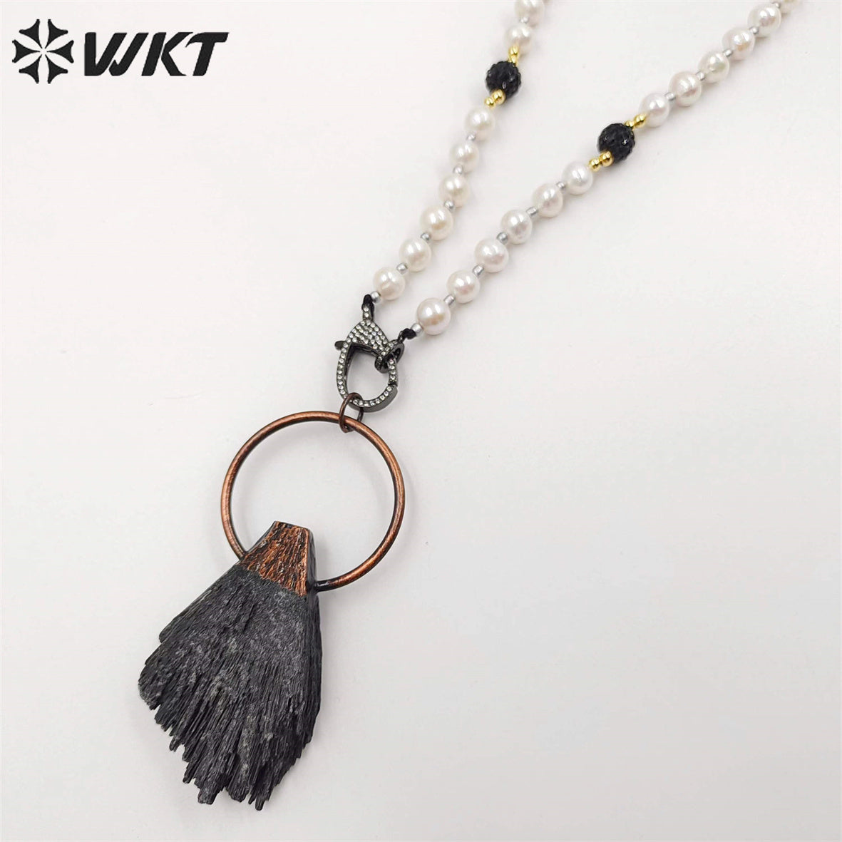 WT-N1415 Wholesale Newest Vintage Style Antique Copper Black Kyanite with Pearl Chain Necklace Pearl Beads Necklace
