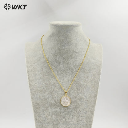 WT-JN316 Lovely Laser Made Natural Hand Carved Mother of Pearl Shell Christian Peace Bird Necklace