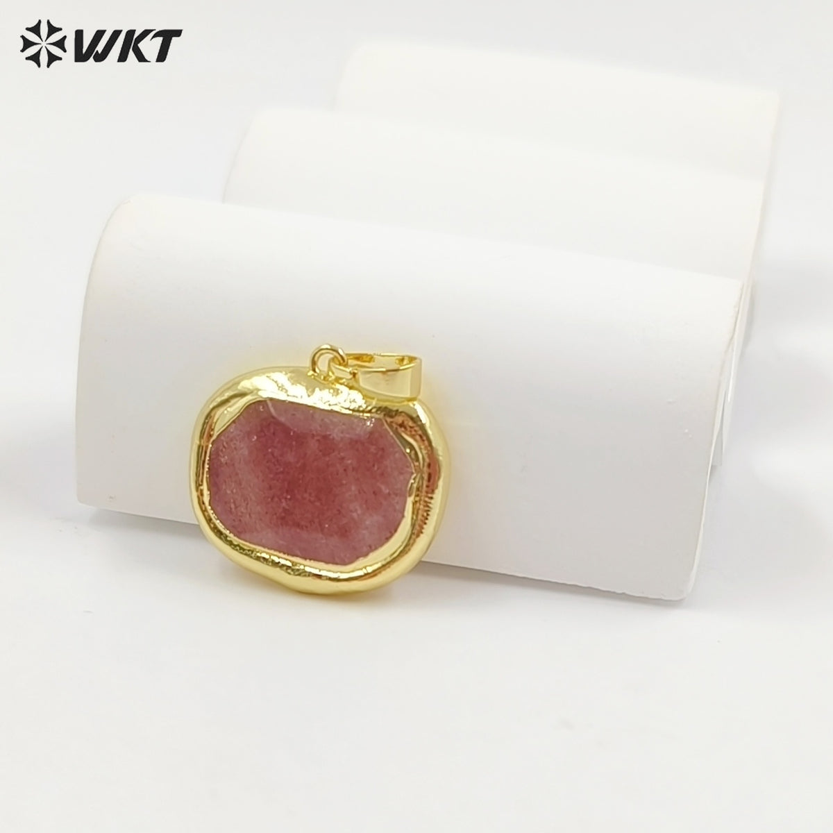 WT-P1468 WKT Jewelry Natural Gemstone Pendant Gold Electroplated Stone Pendant Fashion Charm Necklace Pendant Jewelry