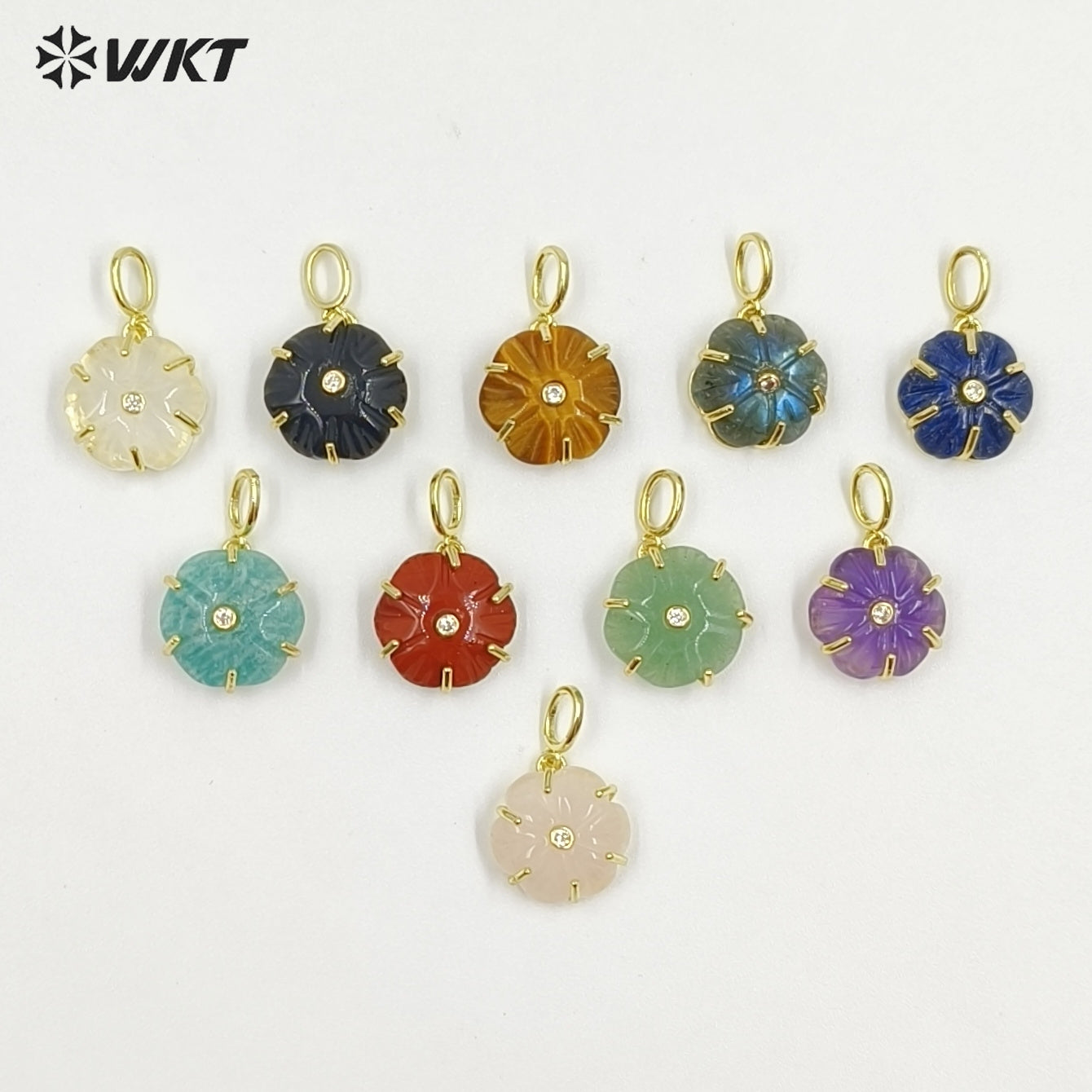 WT-P2121 Delicate Gold Plated Zircon And Natural Gemstones Carved Flower Shape Little Pendants For Girls Fashion Necklace Design