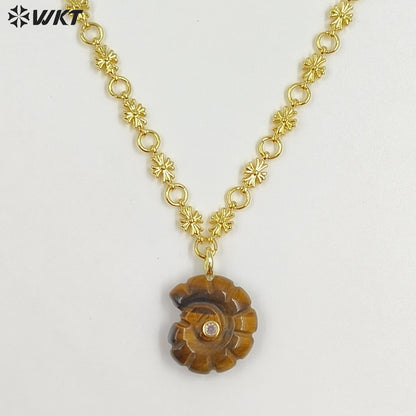 WT-N1507 Fashion Lovely Gold Plated Zircon And Natural Gemstones Carved Trumpet Pendant Necklaces As Women Birthday Gift Jewelry