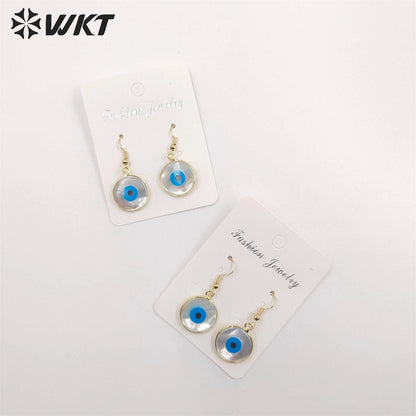 WT-E162 Wholesale Fashion Gold Plated Bezel Eye Earrings, Women Gold Shell Eye Earrings Natural Shell Earrings