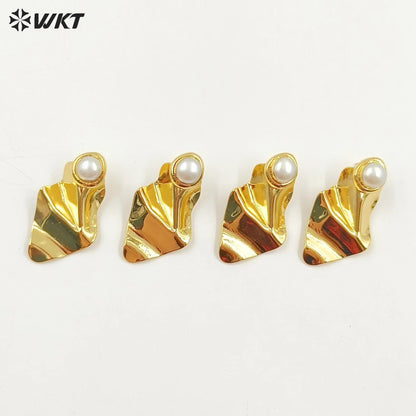 WT-MPE127 Women Fashion 18K Real Gold Plated Geometric Uneven Brass Made With Natural Pearl Decorative Earring Studs