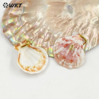 WT-JP488 Wonderful Charms Zircon Setting In Natural Shell Gold Pendants For Lady Friends Jewelry Gift Making Accessory