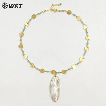 WT-JN400 Fashion Elegant Style Gold Plated Little Stone Chain With Natural Shell Feather Pendant Necklace For Lady Matching