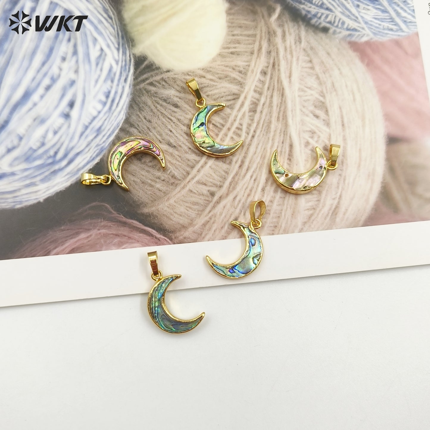 WT-P957 Sparkly Amazing Abalone Shell Jewelry Pendant, 24K Real Gold Plated Moon Abalone Shell Pendant