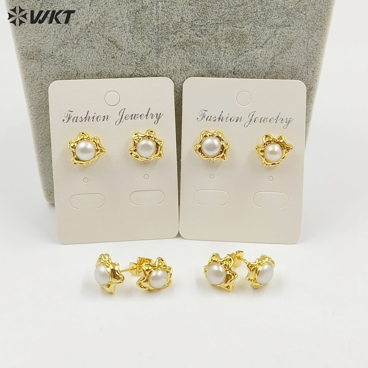 WT-EHP104 Delicate 18K Gold Plated Natural Freshwater Pearl Sun Shape Little Earrings Finding With Hoop For Women Jewelry DIY