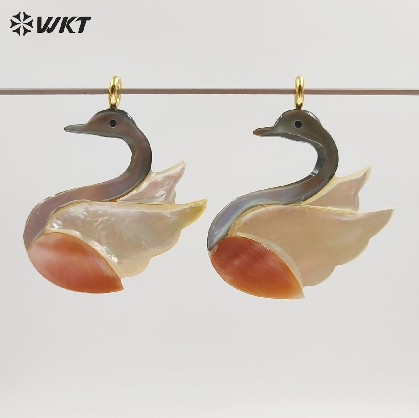 WT-JP505 New Arrival Design Natural Shell White Swan Shape Gold Pendant As Women Handmade Necklace Jewelry DIY Accessories