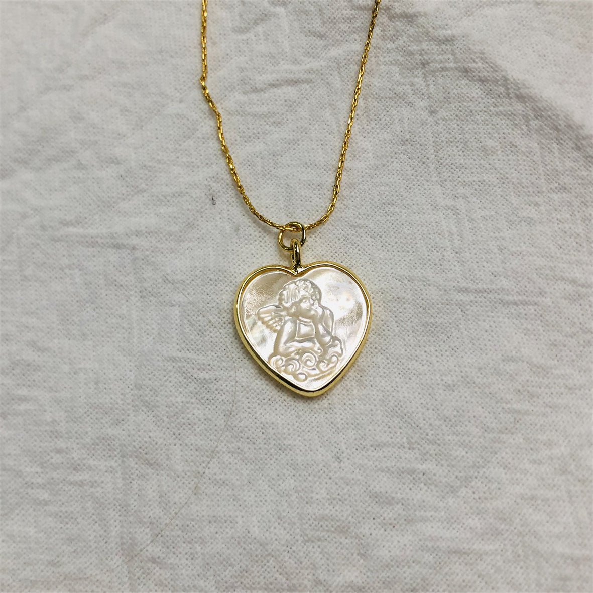 WT-JN162 Virgin Mary Fashion Heart Shape Real Gold Seashell Necklace Christian Religious Necklace Marine Life Jewelry