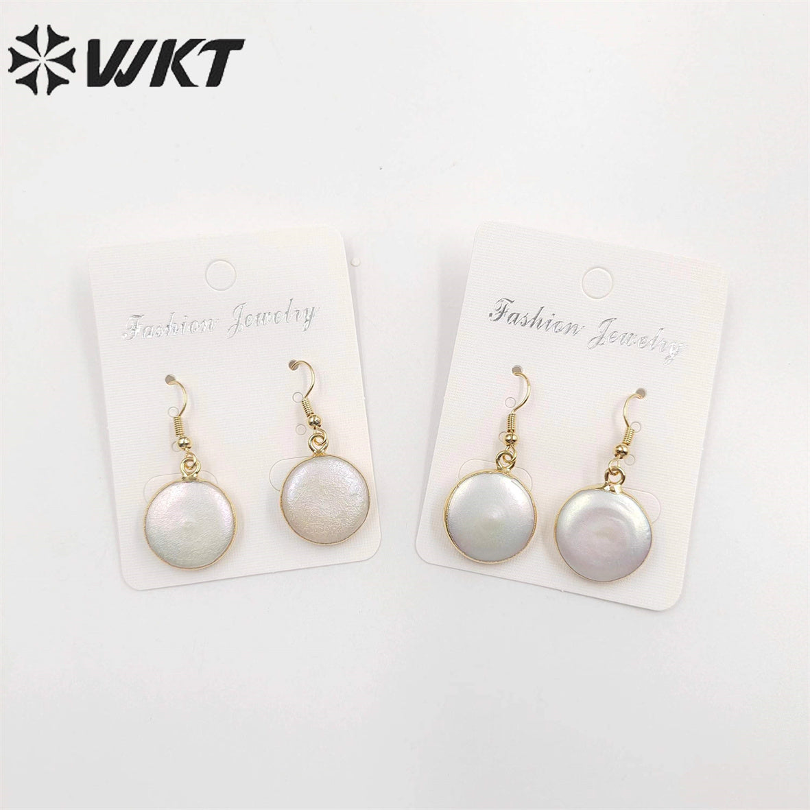 WT-E157 Lovely High Quality Freshwater Pearl Earrings Fashion Gold Dipped Hoop Pearl Earrings As Party Gift for Women