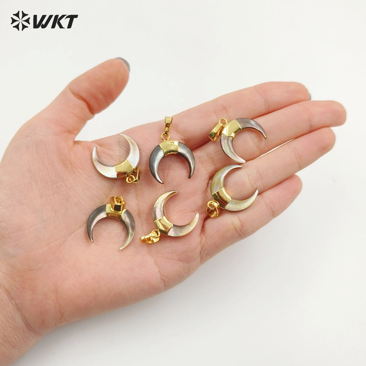 WT-P959 Fashion Natural Grey Crescent Shell Pendant With 24K Real Gold Plated Shell Pendant,Handmade Bail Shell Pendant