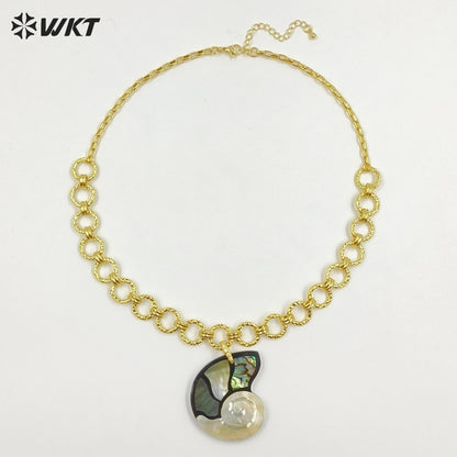 WT-JN398 Wonderful Design Gold Electroplated Thick And Thin Chain Splicing With Shell Pendant Necklaces As Women Fashion Jewelry
