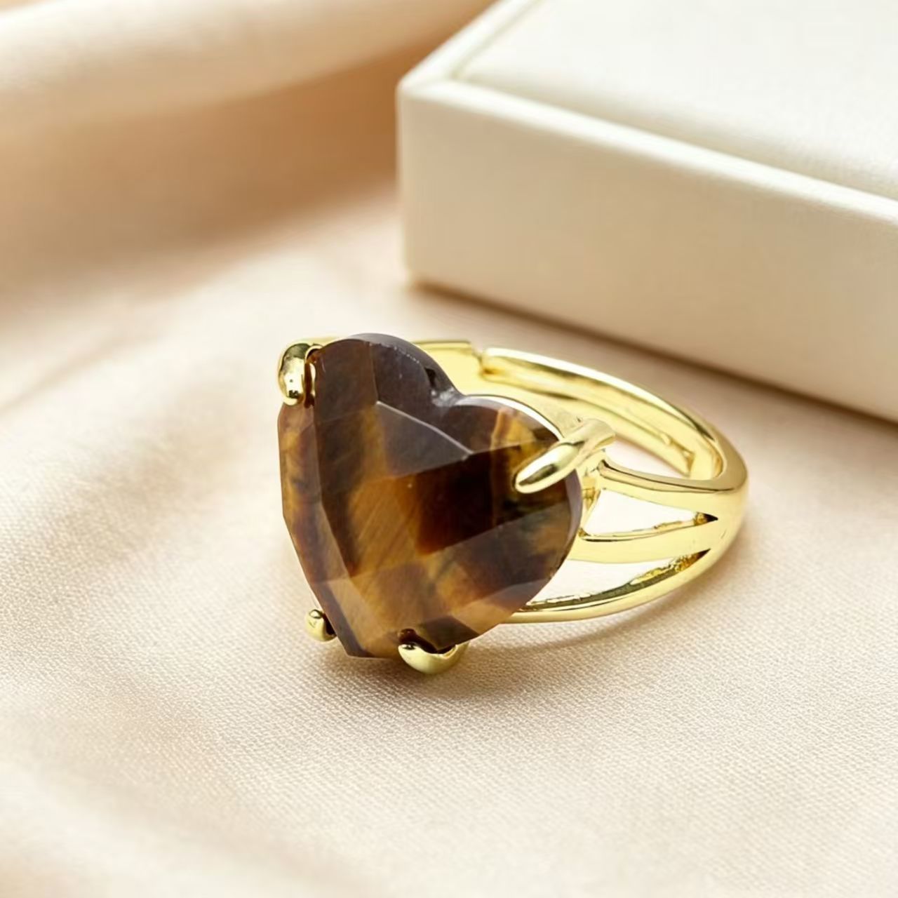 WT-R616 Trendy Romantic 18K Gold Plated Colorful Natural Gemstones Faceted Heart Shape Rings As Lady Anniversary Jewelry Present