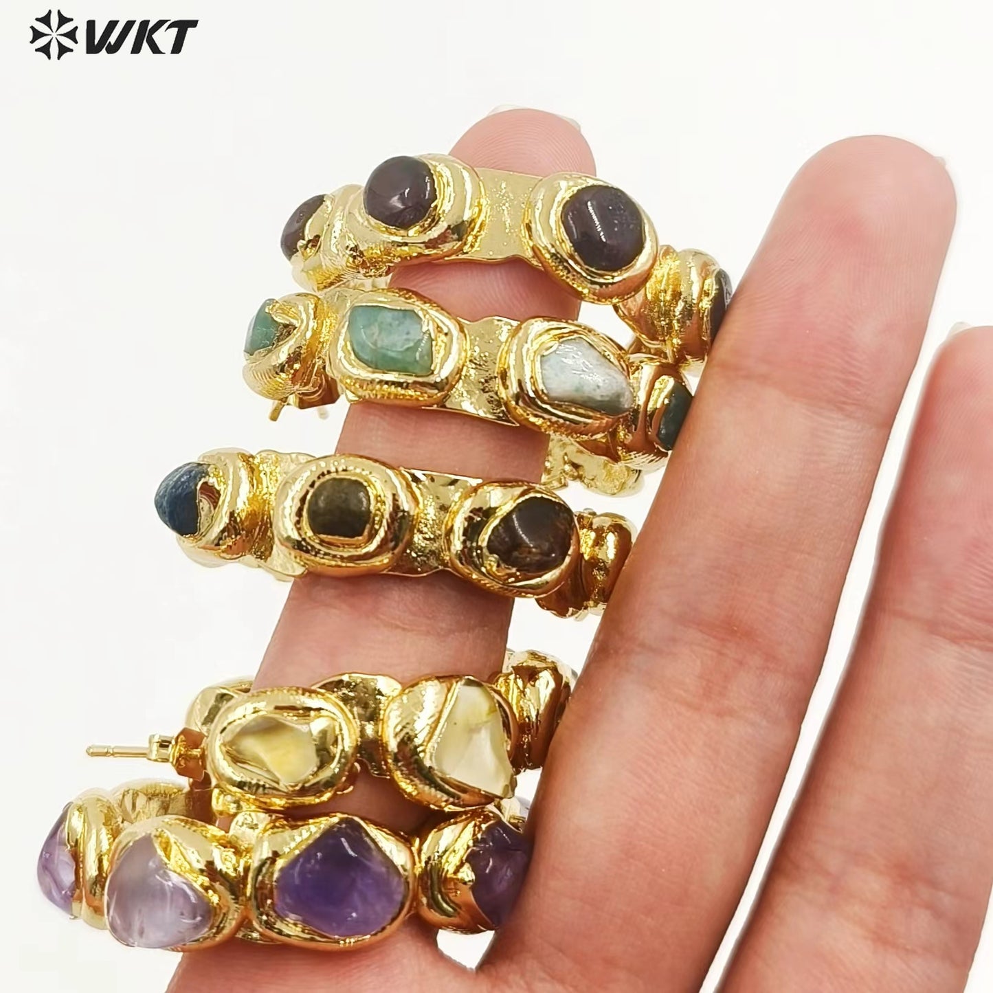 WT-E654 Luxury Wholesale Fashion Gemstone Gold Earrings Women Jewelry Findings with Hoop for You so Nice As a Anniversary Gift