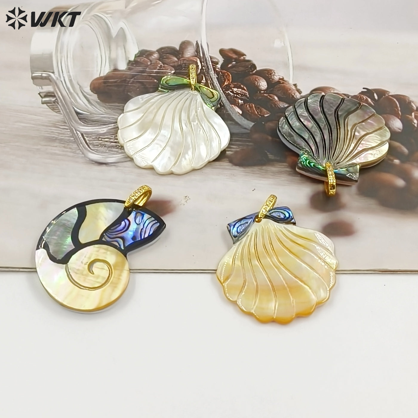 WT-JP467 Good Quality Delicate Various Natural Shells Splicing Conch Shape Pendants For Cute Necklaces Jewelry Design