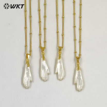 WT-JN395 Delicate Gold Thin Chain With Mother Of Pearl Hand Shape Little Pendant Necklace For Female Elegant Daliy Jewelry