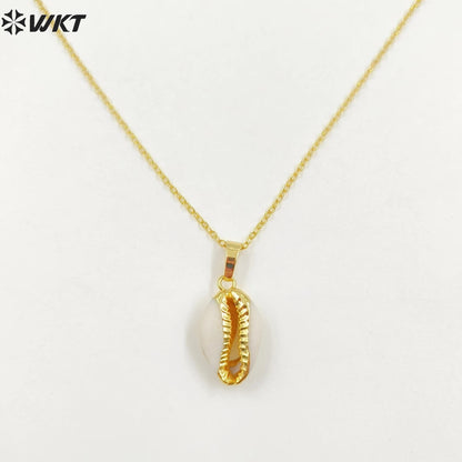 WT-N493 Wholesale Natural Cowrie Shell With Gold Dipped Pendant Necklace,Fashion Charm Cowrie Shell Necklace for Women