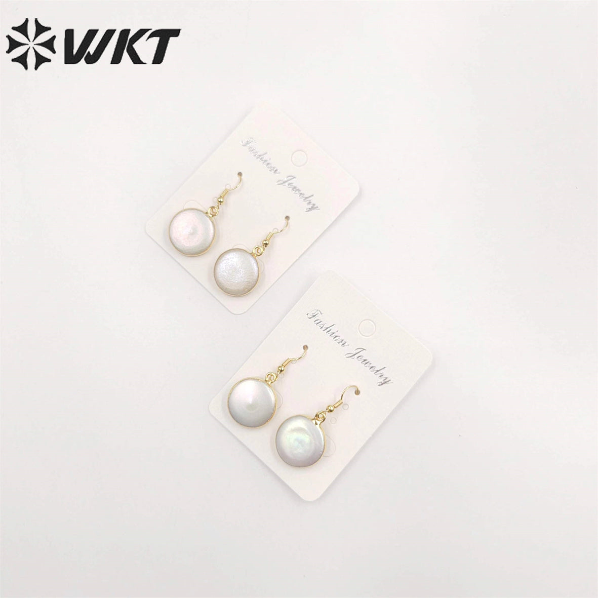 WT-E157 Lovely High Quality Freshwater Pearl Earrings Fashion Gold Dipped Hoop Pearl Earrings As Party Gift for Women