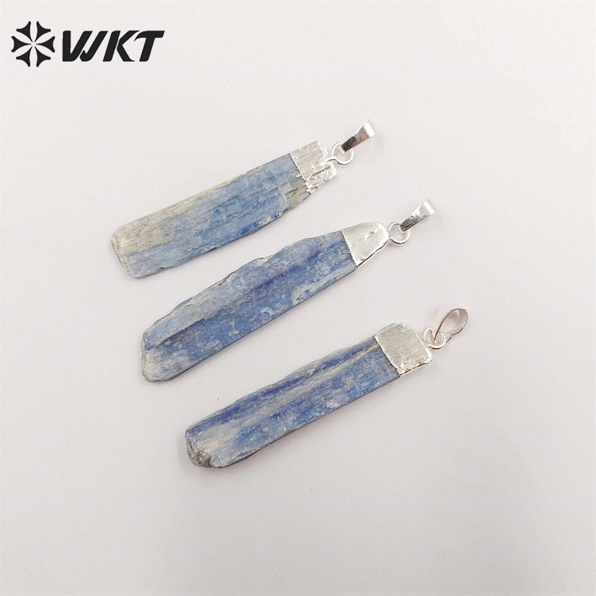 WT-P500 Beautiful Natural Raw Blue Kyanite Pendants with Gold Electroplated on Top