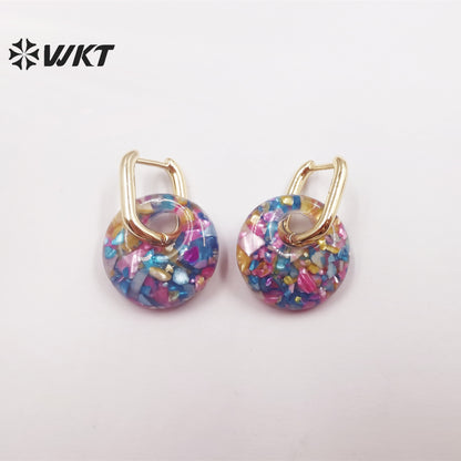 WT-MPE074 Women's Earring Gifts Adorable Petite Shell with Enamel Earrings Colorful Round Pendant 18k Real Gold Plated Earrings