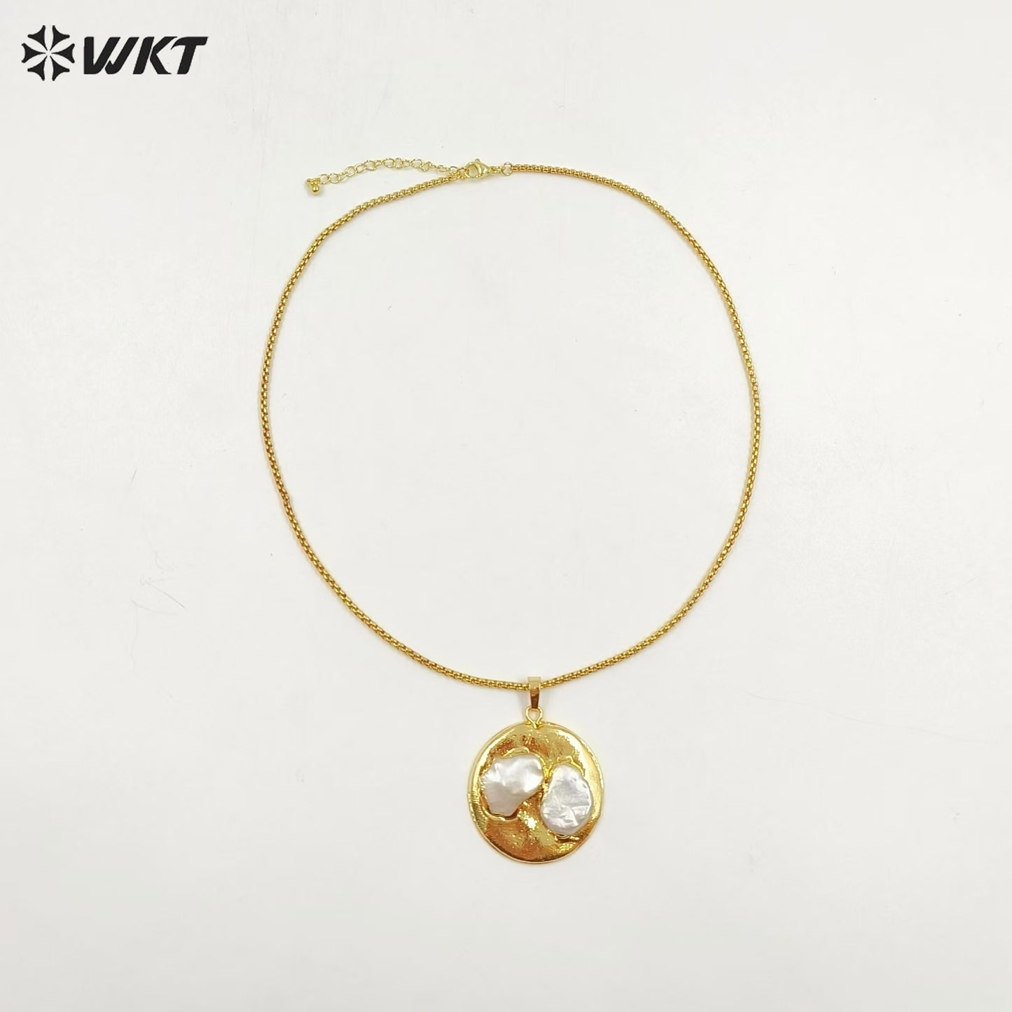 WT-JN306 Wholesale High Quality Attractive 18K Gold Plated Round Large Freshwater Pearl Unisex Necklace for Daily Decoration