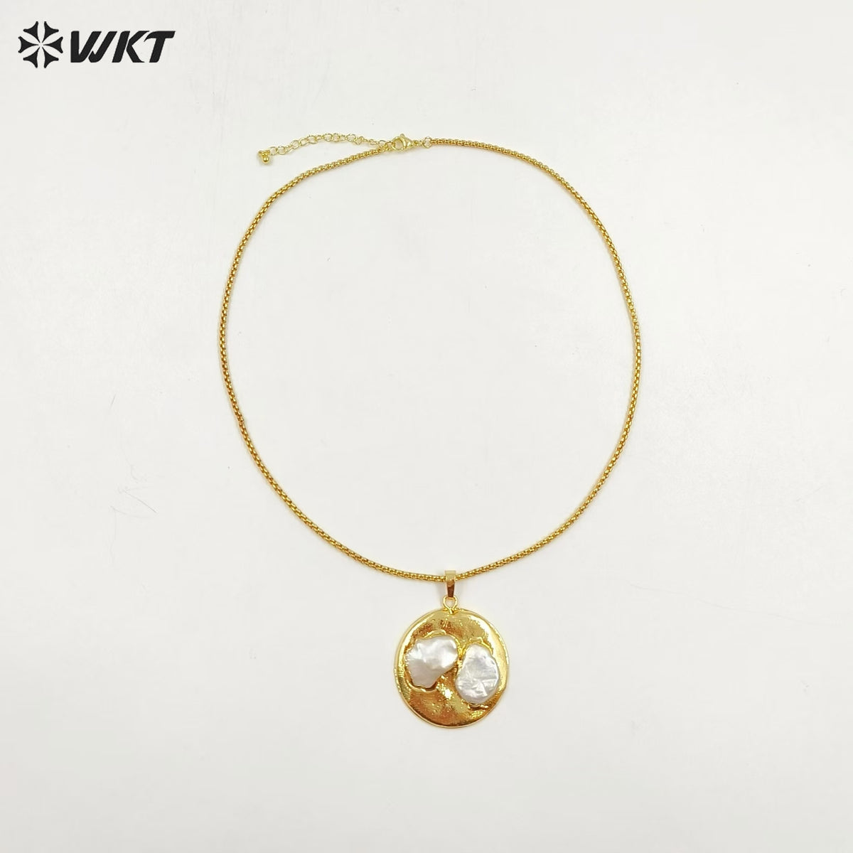 WT-JN306 Wholesale High Quality Attractive 18K Gold Plated Round Large Freshwater Pearl Unisex Necklace for Daily Decoration