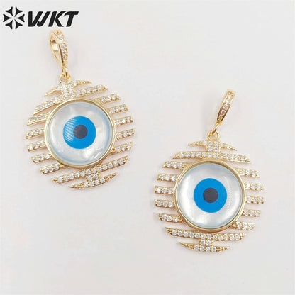 WT-MP257 Wholesale Fashion Charming Micropaved Cubic Zircon Shell Eye Pendants Attractive Round Real Gold Plated CZ Eye Pendant