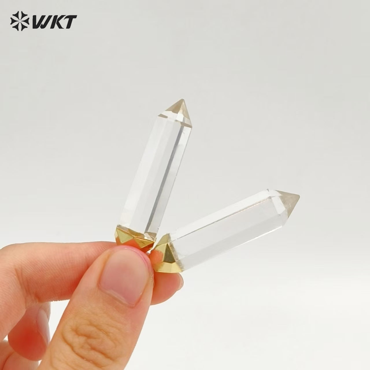 WT-P1029 Unique Clear Crystal Point Pendant for Necklace Making ,Wholesale 24k Real Gold Plated Quart Point Pendant