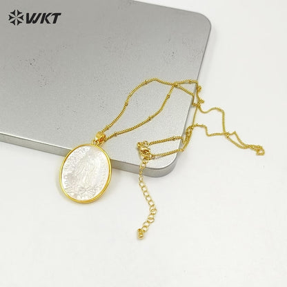 WT-JN022 Hot Sale Wholesale Religion Style Natural Shell Necklace Virgin Mary Pendant with Gold Color Plated Oval Shape Pendant