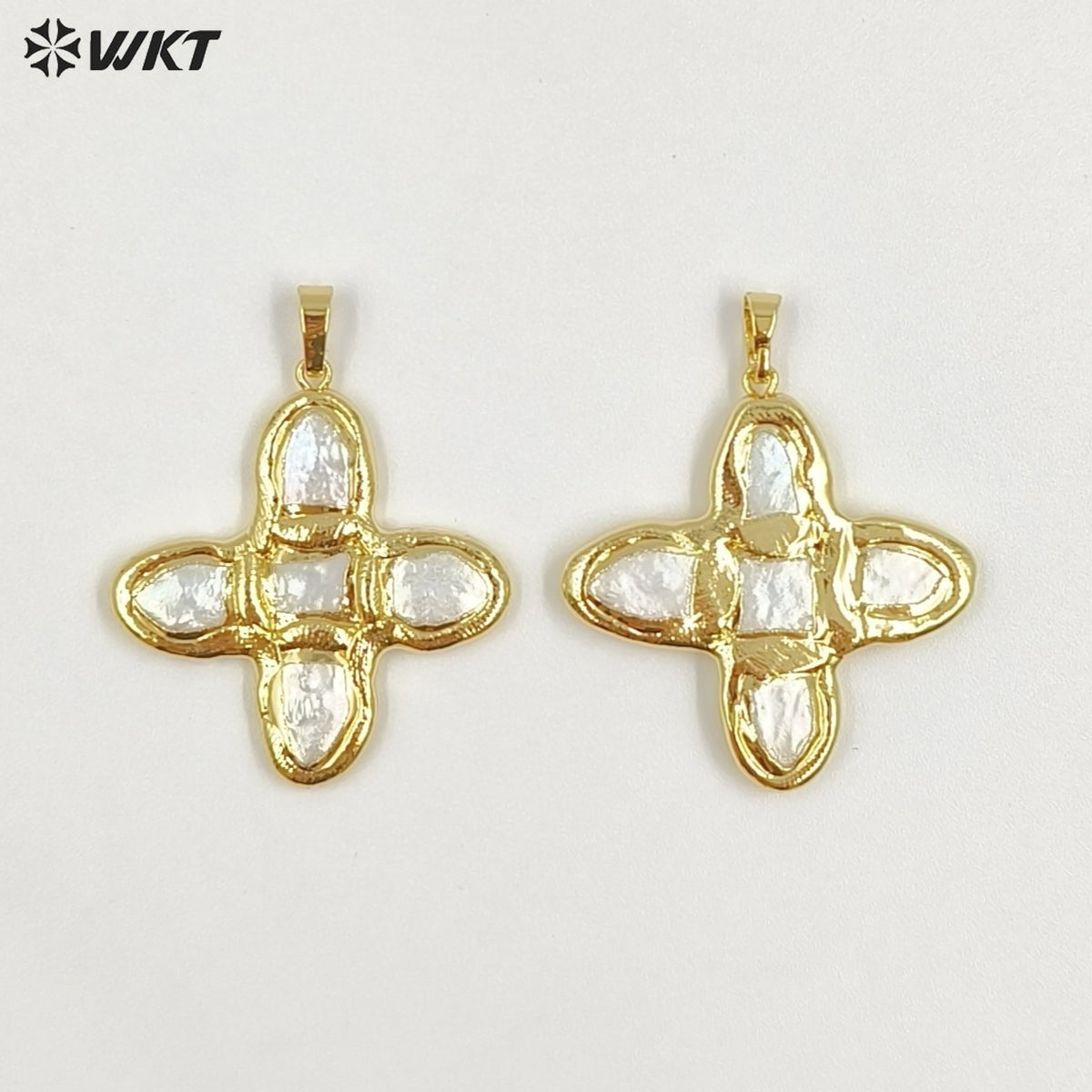WT-JP444 Popular Design 18K Gold Plated Five Natural Freshwater Pearls Cross Pendant For Handmade Jewelry Accessories