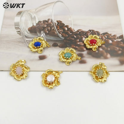 WT-P2049 Amazing Gold Plated Zircon And Multi Colors Natural Gemstones Flower Shape Pendants For Necklace Making Findings
