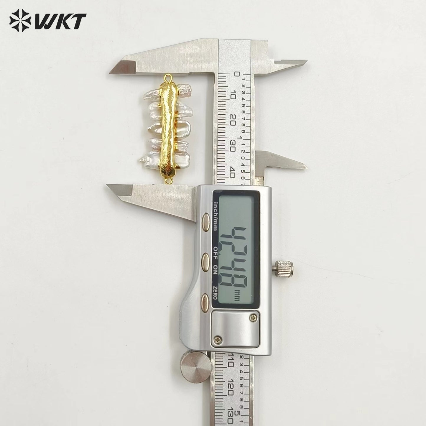 WT-JP039 Wholesale Tiny Stick Natural Freshwater Pearl Connector Charming Accessory With Gold Color Electroplated for Jewelry