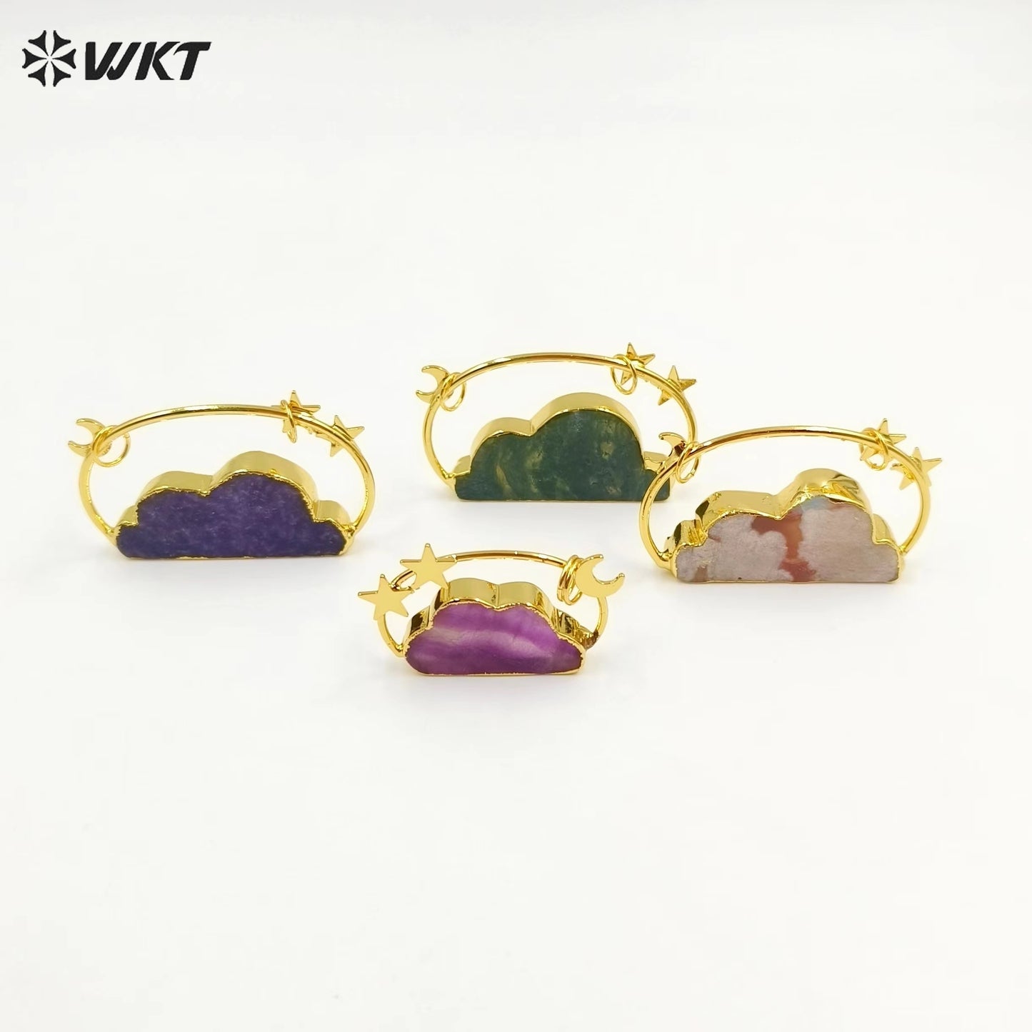 WT-P1945 Wholesale Fashion Handmade Carved Natural Stone Made Clouds Pendant for Lady Necklace Design in 18K Real Gold Plated