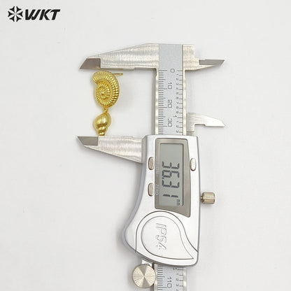 WT-ME127 Top Quality Yellow Brass 18K Gold Plated Double Conches Charms Earrings Ladies Cute Jewelry For Party Wearing