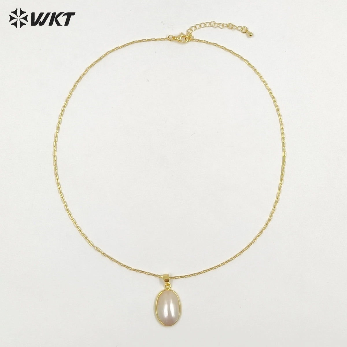 WT-JN384 Wholesale Simple Style Gold Electroplated Oval Mabe Shell Pendant Necklaces For Women Fashion Jewelry Matching
