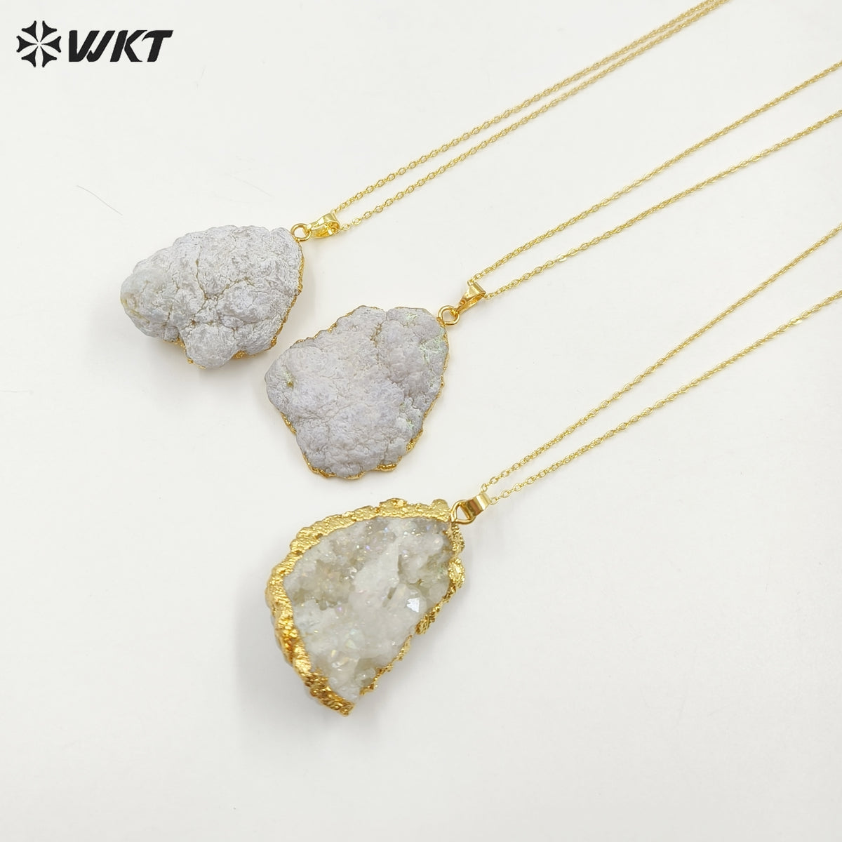 WT-N336 Wholesale Fashion Gold Plated Natural Geode Druzy White Crystal Quartz Hole Pendant Necklace Raw Stone