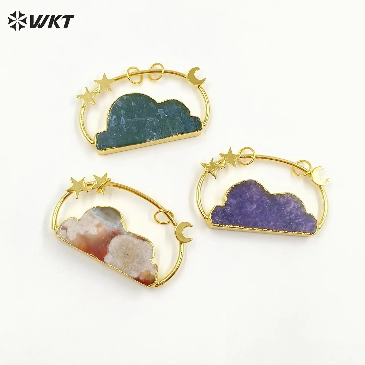 WT-P1945 Wholesale Fashion Handmade Carved Natural Stone Made Clouds Pendant for Lady Necklace Design in 18K Real Gold Plated