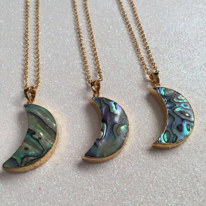 WT-N795 Wholesale Crescent Paua Necklace Jewelry Natural Abalone Shell With 24k Real Gold Plated Fashion Gold Necklace
