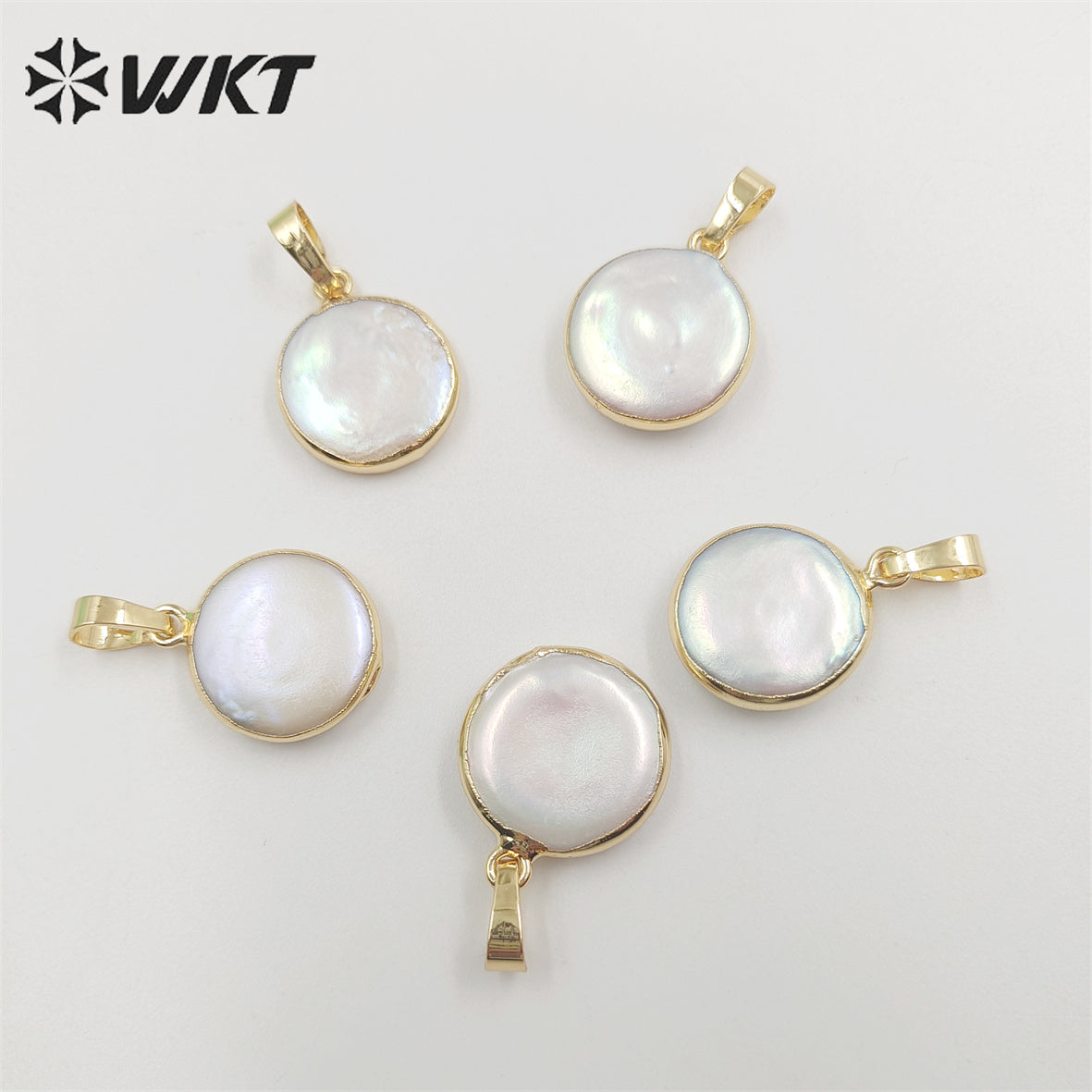 WT-P752 Wholesale Round Natural Freshwater Pearl Pendant, Lovely Tiny Pearl Pendant with Gold Plated