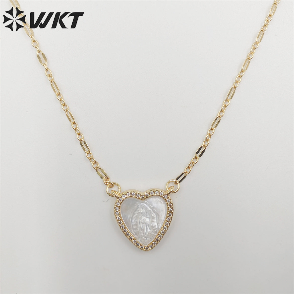WT-JN219 WKT Lovely Heart Shell Necklace Gold Electroplated Micropaved Cubic Zircon Setting Lady of Guadalupe Charm Necklace