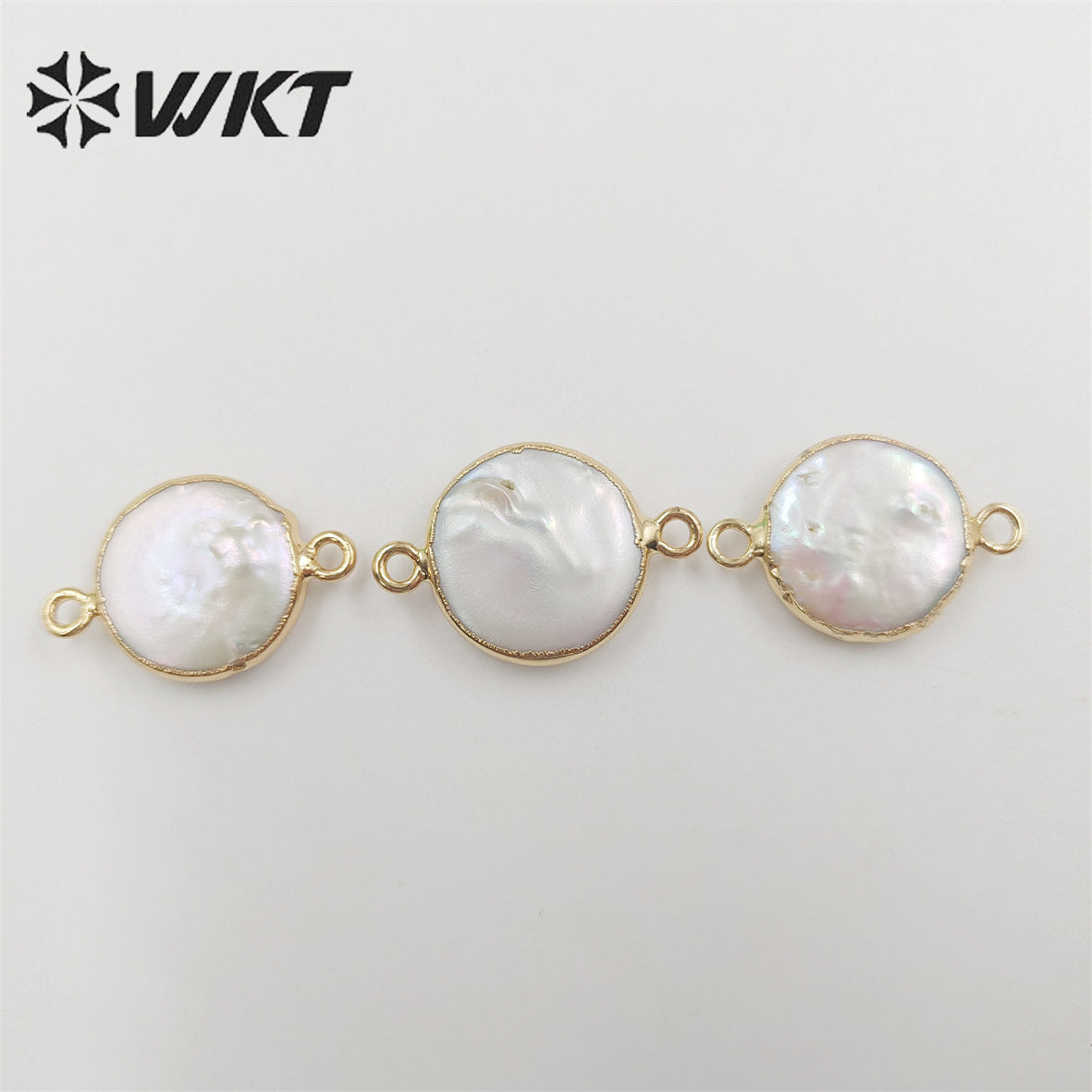 WT-C152 Unique Round Pearl Connector Wholesale for Jewelry Making, Double Loops Natural Pearl Connector with 24k Gold Plated