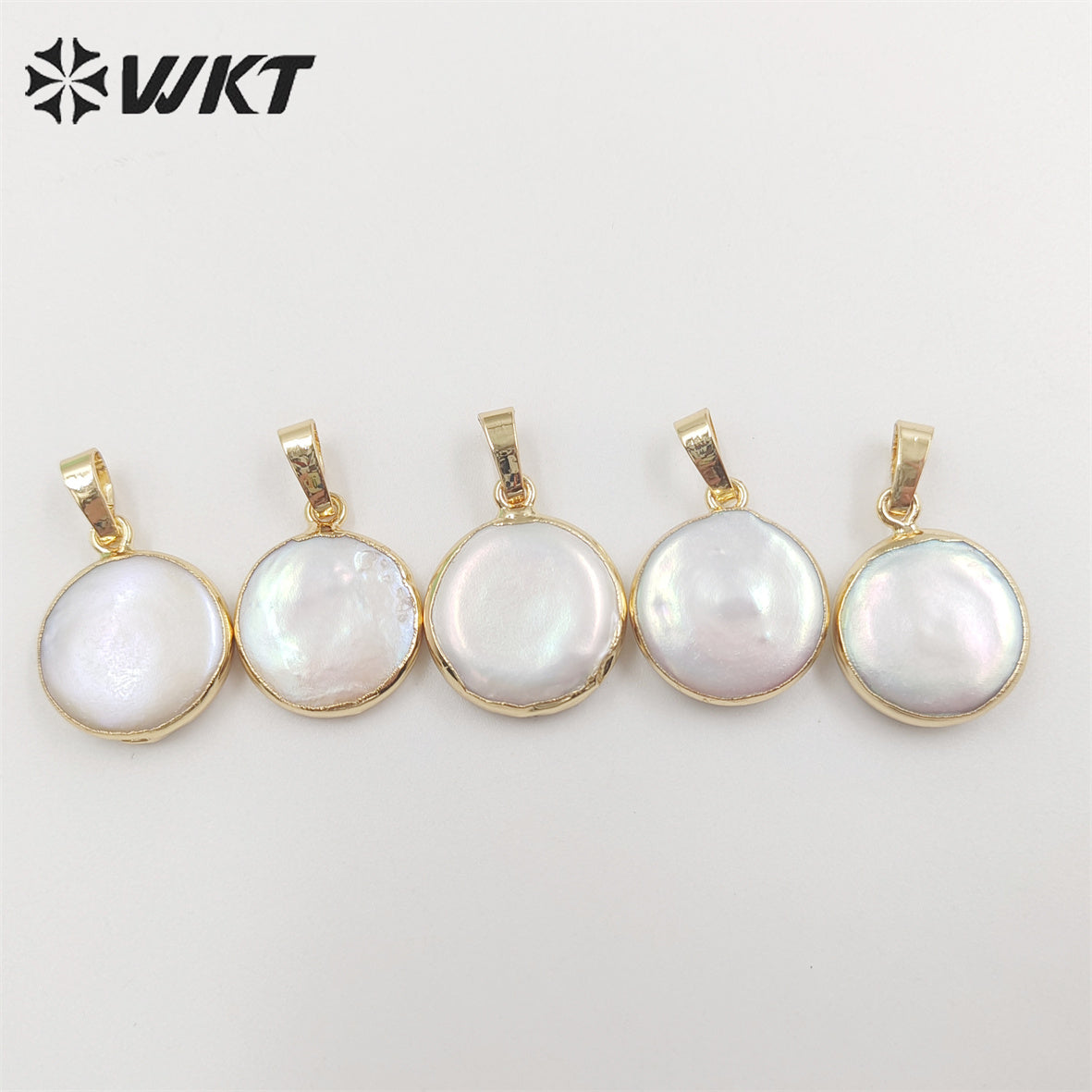 WT-P752 Wholesale Round Natural Freshwater Pearl Pendant, Lovely Tiny Pearl Pendant with Gold Plated