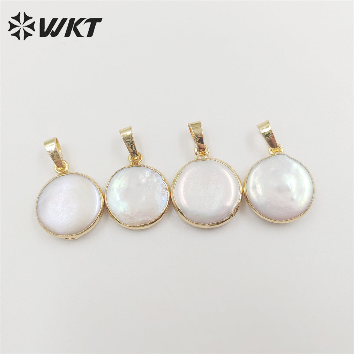 WT-P752 Wholesale Round Natural Freshwater Pearl Pendant, Lovely Tiny Pearl Pendant with Gold Plated